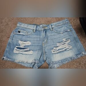 Womens Kancan denim shorts. Size 7/27